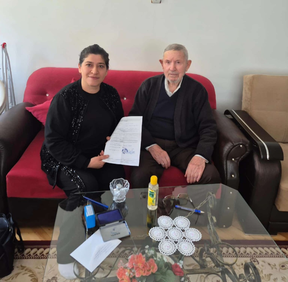Aksaray’da Büyük Bölcek Mahallesi Muhtarı Songül Demir, rahatsızlığı nedeniyle muhtarlığa
