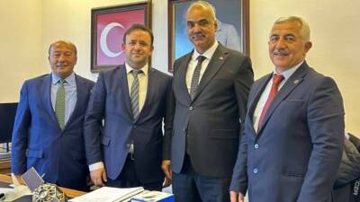 &nbsp; MHP Aksaray heyeti, TÜBİTAK Daire Başkanı Tayfun Çelik’i ziyaret