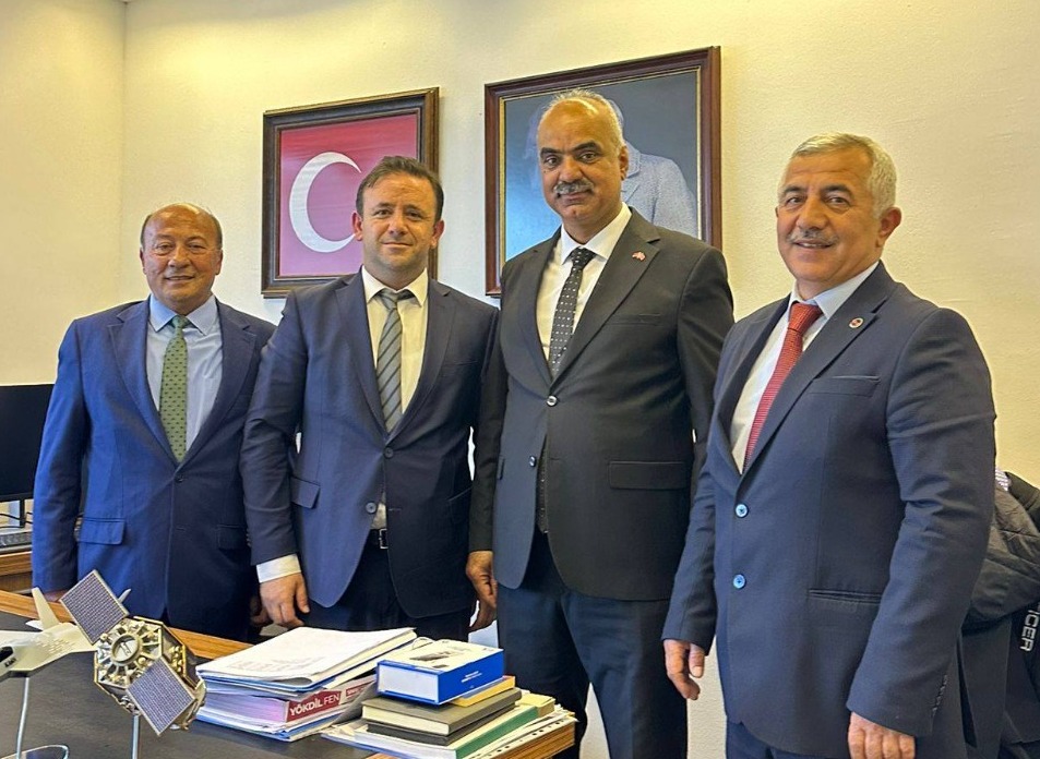 &nbsp; MHP Aksaray heyeti, TÜBİTAK Daire Başkanı Tayfun Çelik’i ziyaret