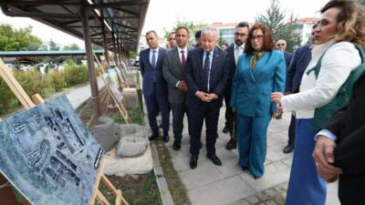 Müzeler Haftası kapsamında Aksaray Müzesi’nde düzenlenen programa Vali Murat Duru