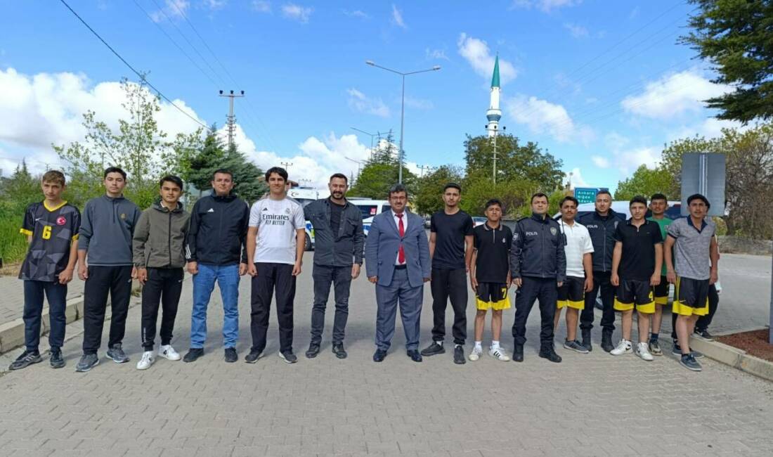 Ağaçören’de düzenlenen Gençlik Koşusu, 19 Mayıs etkinlikleri kapsamında gençlerin yoğun