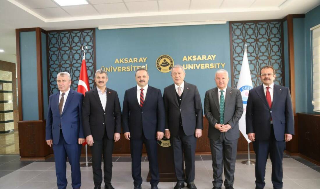TBMM Milli Savunma Komisyonu Başkanı Hulusi Akar’dan ASÜ’ye ziyaret Türkiye Büyük Millet Meclisi (TBMM) Milli Savunma Komisyonu Başkanı ve