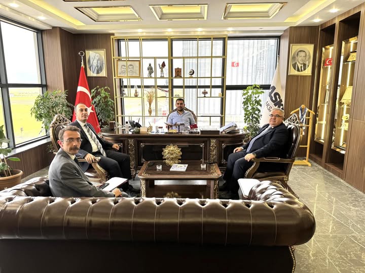 Ziraat Bankası’ndan ASKON’a nezaket ziyareti Ziraat Bankası Bölge Başkanı Mehmet Sözen, Şube Müdürü Murat Temurtaş