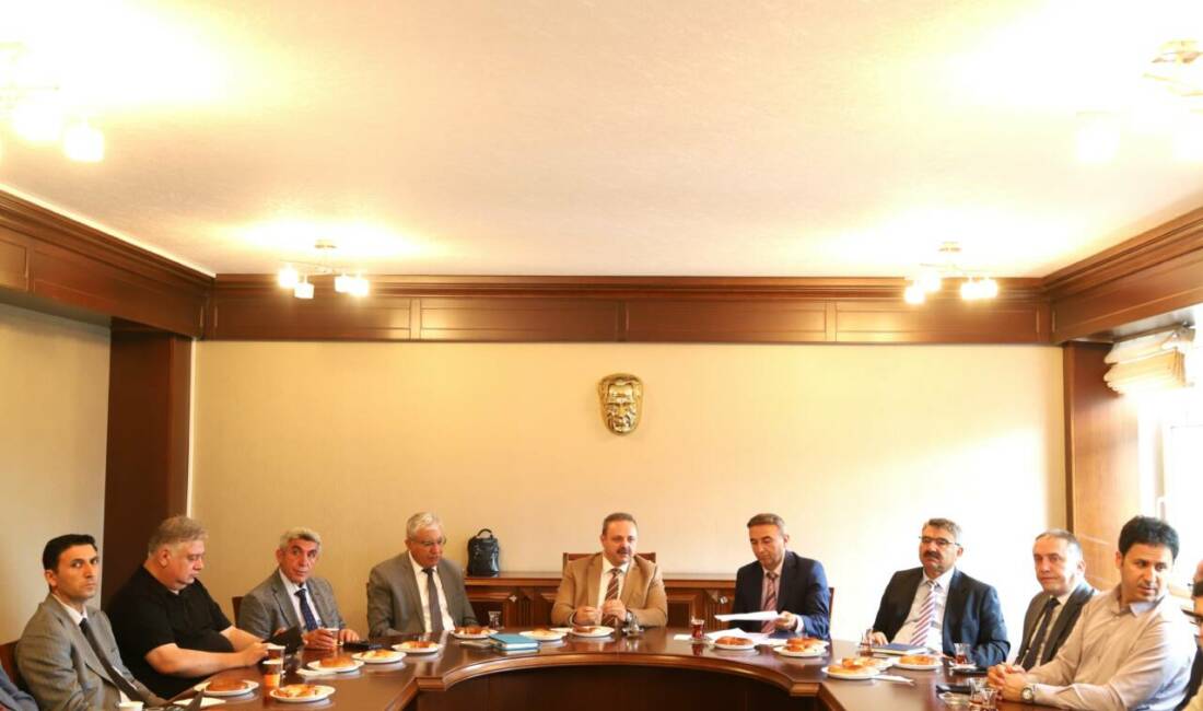 Aksaray Üniversitesi (ASÜ) İletişim Fakültesinde kalite ve akreditasyon süreçlerinin ele