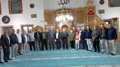 Sülüklü Camii’nde düzenlenen programda tövbe, zikir ve sohbetle manevi atmosfer