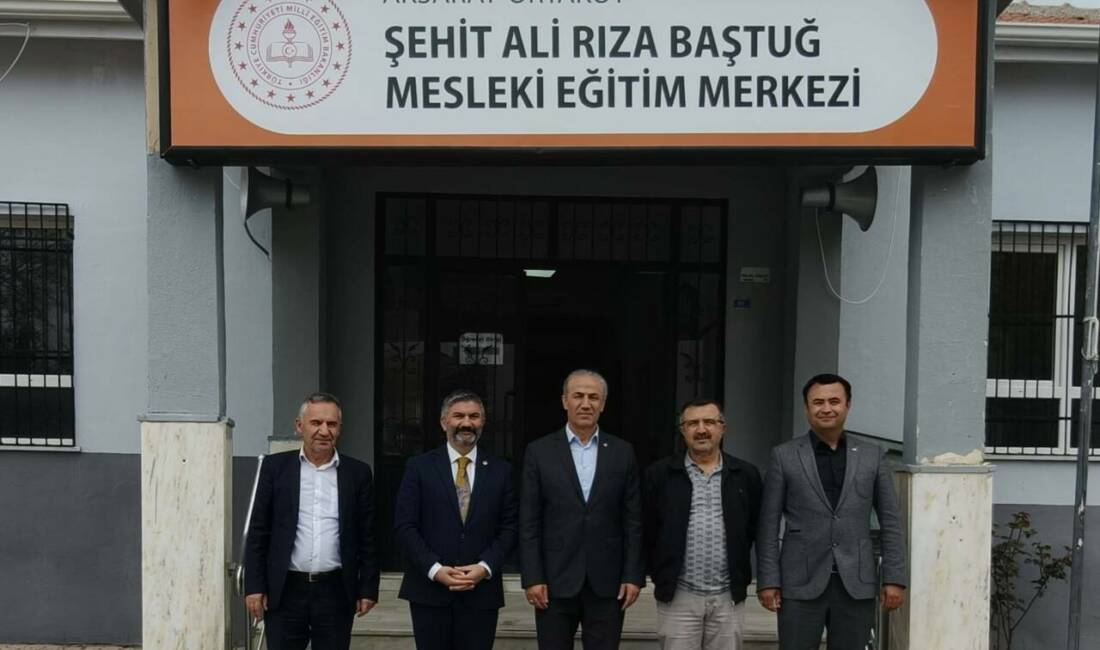 Eğitim-Bir-Sen’den Ortaköy’de okul ziyaretleri Eğitim-Bir-Sen Aksaray Şube Başkanı Murat Görmez, “Hak, emek ve adalet
