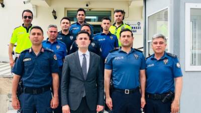 Eskil Kaymakamı Taha Soydaş, Kurban Bayramı’nda görev yapan emniyet, jandarma