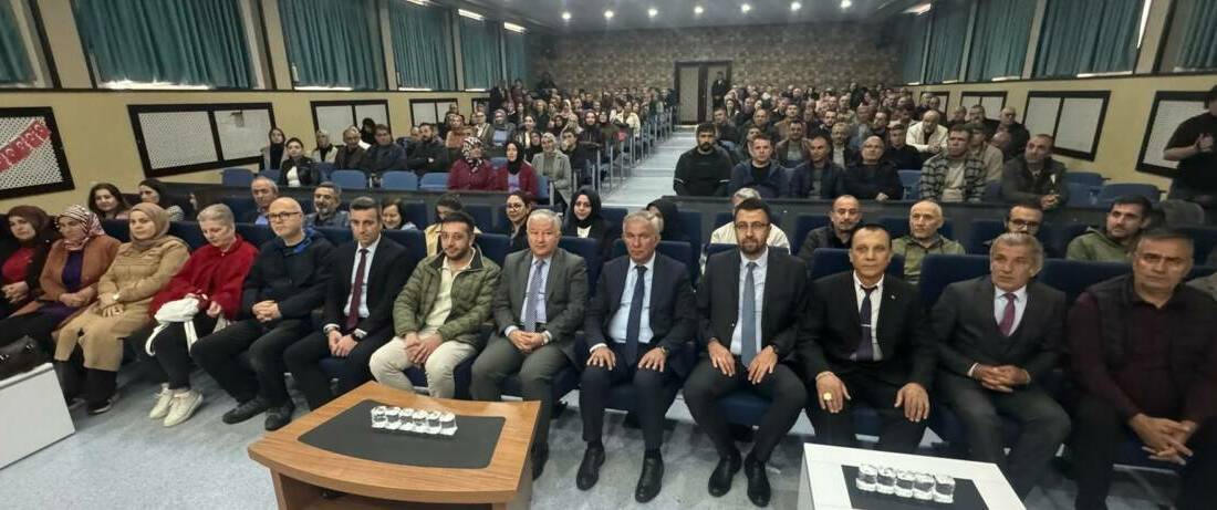 Aksaray’da bağımlılıkla mücadele kapsamında velilere seminer verildi, Vali Murat Duru