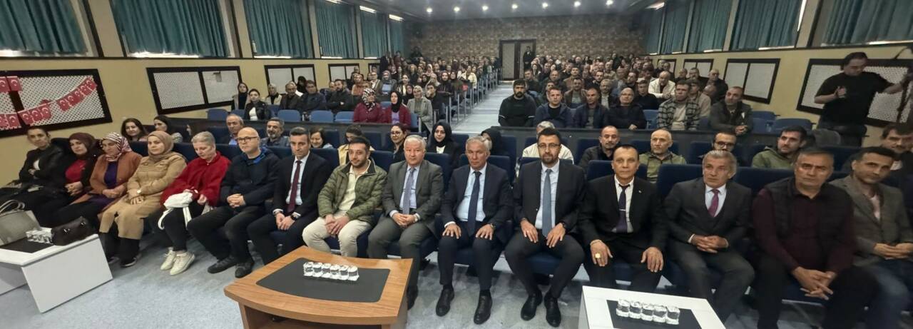 Aksaray’da bağımlılıkla mücadele kapsamında velilere seminer verildi, Vali Murat Duru