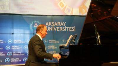 İtalyan müzisyen Prof. Dr. Angelo Martino, Aksaray Üniversitesinin 20. kuruluş