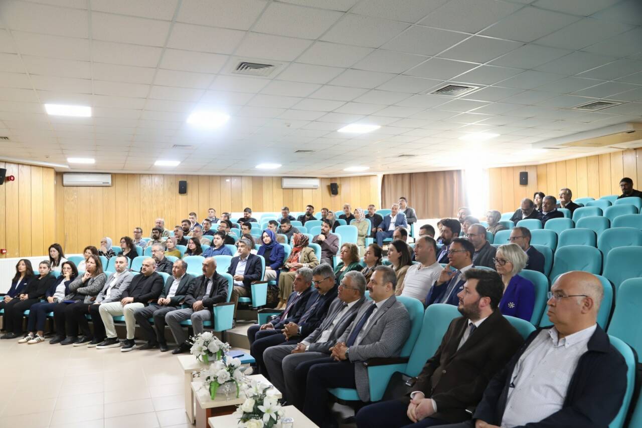 Aksaray Üniversitesi (ASÜ) İktisadi ve İdari Bilimler Fakültesinde (İİBF) kalite