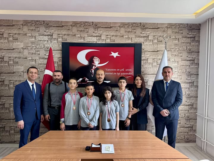 Aksaray Yarışıyor, Bilgi Kazanıyor kapsamında kendi kategorilerinde Aksaray il birincisi