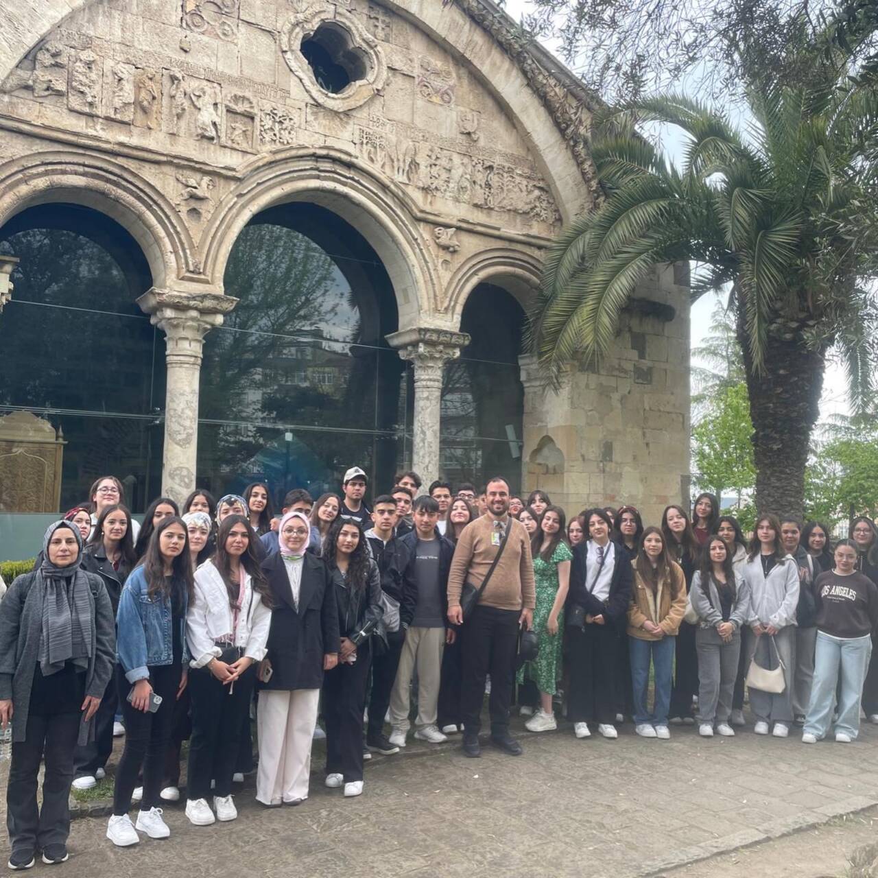 Aksaray’ın Ortaköy ilçesinde faaliyet gösteren Şehit Rifat Kahyaoğlu Anadolu Lisesi