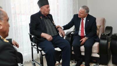 Aksaray Valiliği tarafından Kurban Bayramı dolayısıyla gerçekleştirilen ziyaretlerde, şehit aileleri