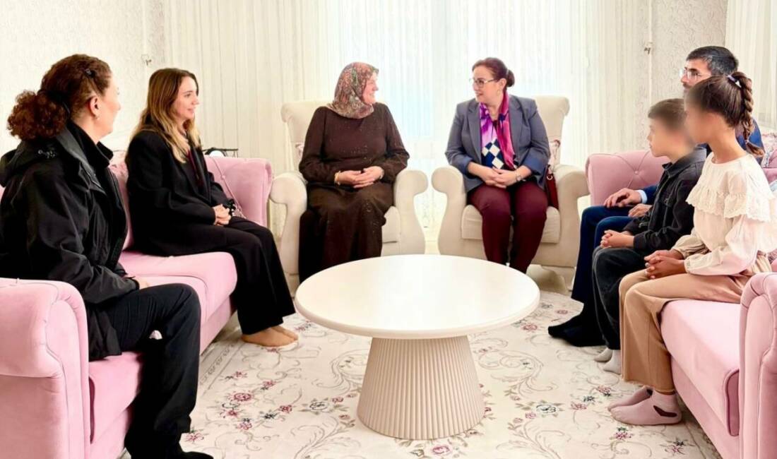 Milli Aile Haftası kapsamında Aksaray’da koruyucu aileler ziyaret edilerek çocukların