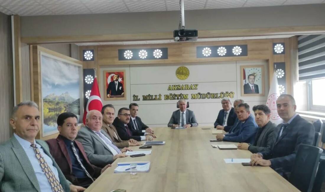 Aksaray İl Millî Eğitim Müdürlüğü bünyesinde, İl Millî Eğitim Müdürü