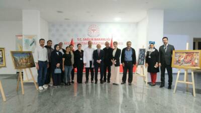 İl Müftüsü Veysel Işıldar, Engelliler Haftası kapsamında hastanede kurulan tanıtım