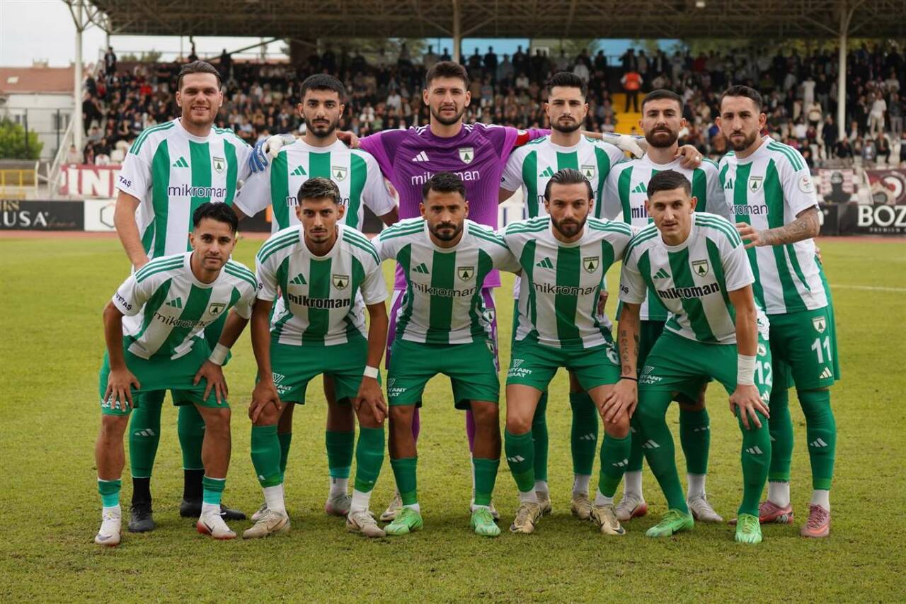 Kırmızı grupta Mardin 1969–Muşspor, beyaz grupta Elazığspor–Muğlaspor finalde karşılaşacak. Şampiyonluk