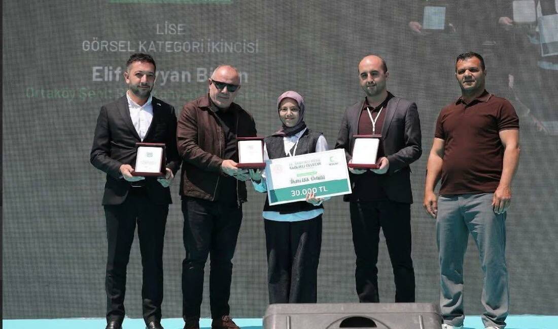 Yeşilay’ın düzenlediği "Sağlıklı Nesil Sağlıklı Gelecek" yarışmasında Aksaray il birincisi