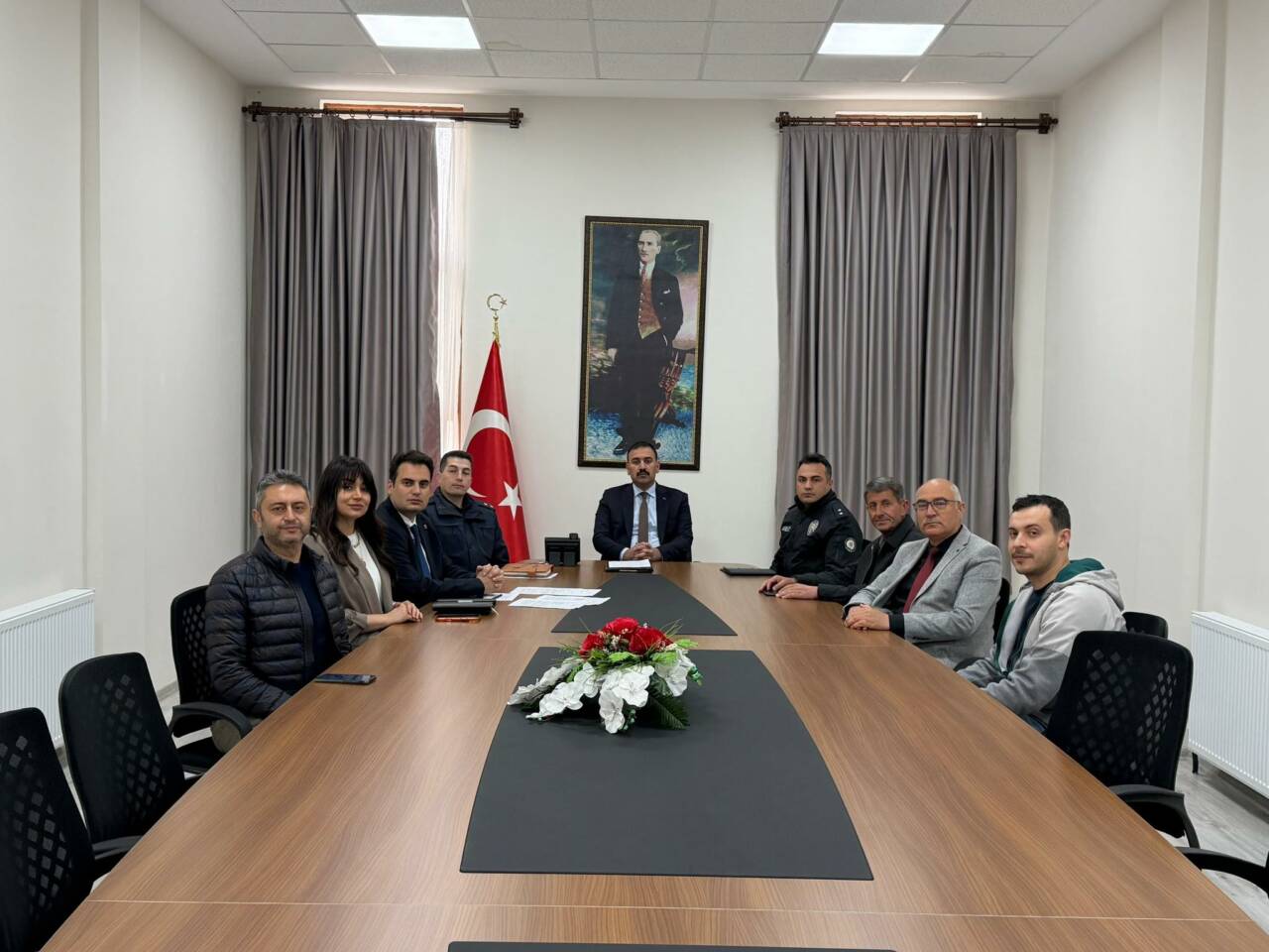 Sultanhanı Kaymakamı Bilal Göksun başkanlığında İlçe Hıfzıssıhha Kurulu toplantısı gerçekleştirildi.