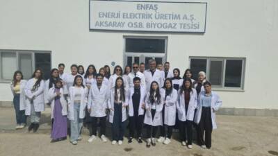 Aksaray Üniversitesi öğrencileri, Sütaş Entegre Tesisleri’nde üretim süreçlerini yerinde inceleyerek