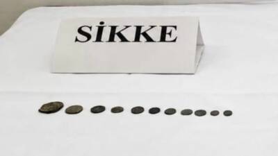 Kırşehir'de düzenlenen tarihi eser operasyonunda 11 sikke ve obje ele