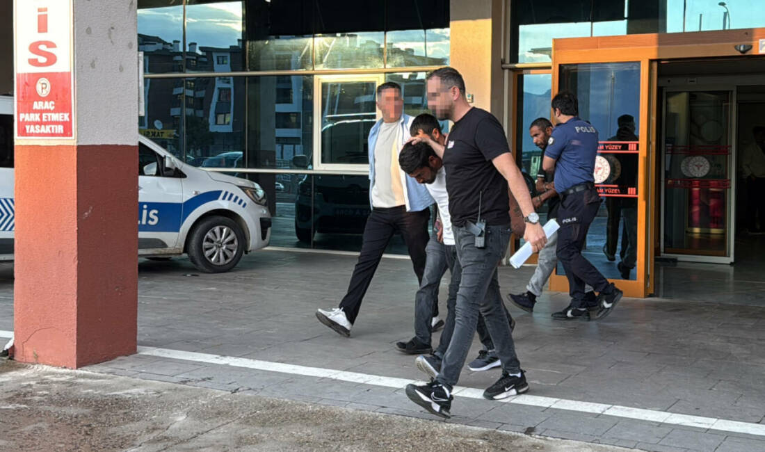 Konya'nın Seydişehir ilçesinde araçlarında uyuşturucu ele geçirilen 2 zanlı tutuklandı.