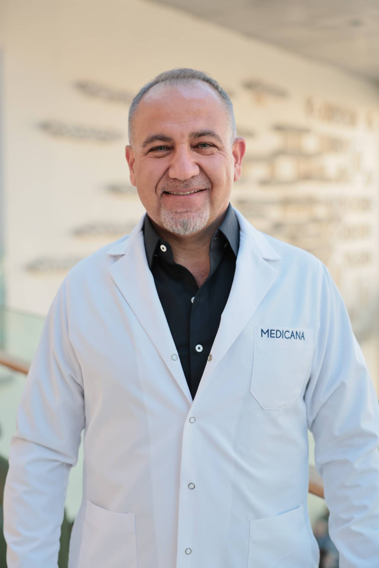 Medicana Sağlık Grubu Medikal Onkoloji Uzmanı Prof. Dr. Deniz Arslan,