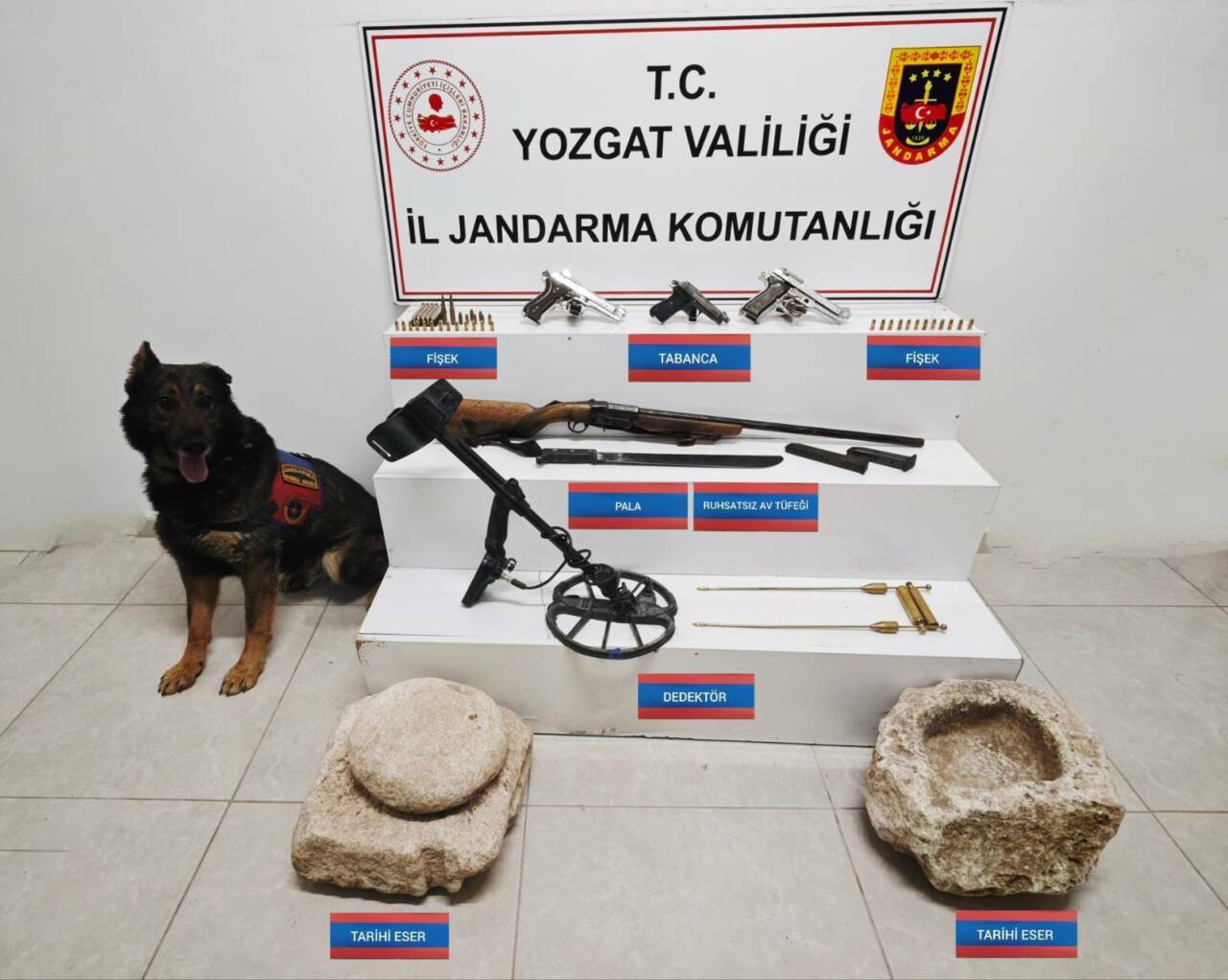 Yozgat'ta jandarmanın düzenlediği kaçakçılık operasyonun 3 şüpheli gözaltına alındı.