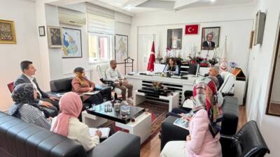 Aksaray Aile ve Sosyal Hizmetler İl Müdürlüğü toplantısında hizmetler değerlendirildi,
