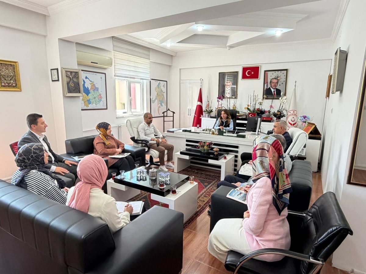 Aksaray Aile ve Sosyal Hizmetler İl Müdürlüğü toplantısında hizmetler değerlendirildi,