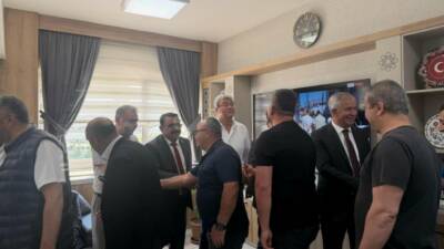 İl Millî Eğitim Müdürü Metin Alpaslan, Kurban Bayramı dolayısıyla personelle