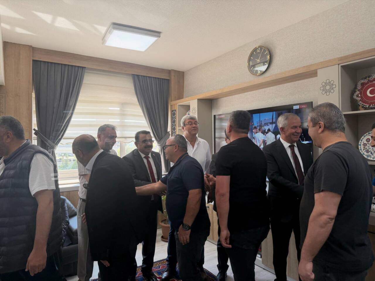 İl Millî Eğitim Müdürü Metin Alpaslan, Kurban Bayramı dolayısıyla personelle
