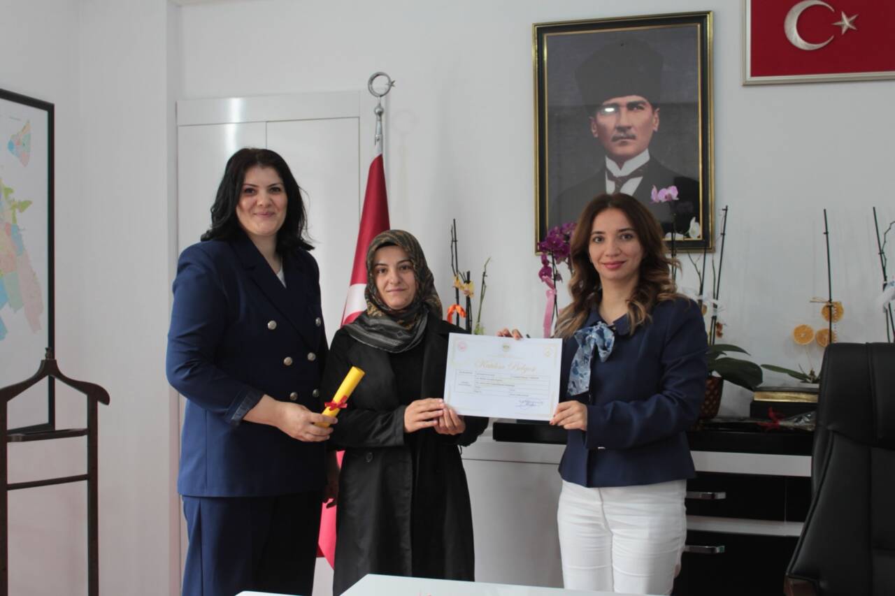 Aksaray’da 8 modülden oluşan Modüler Aile Eğitim Programı tamamlandı. Katılımcılara