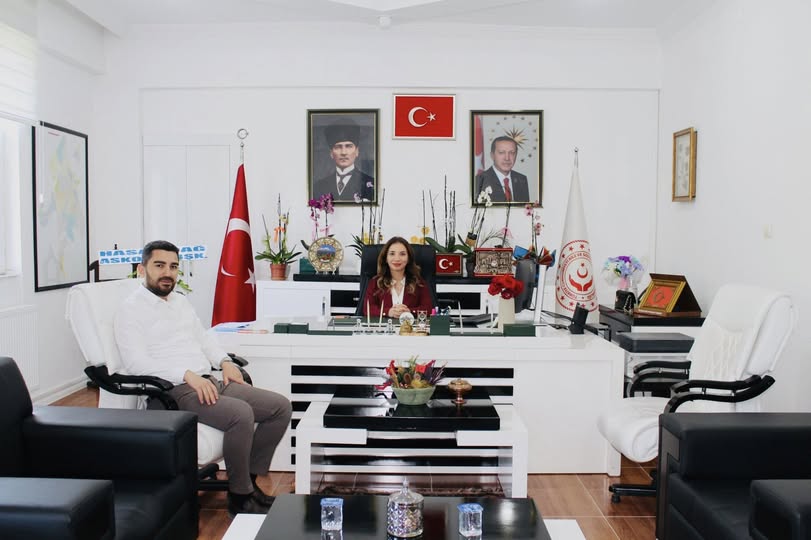 ASKON’dan Sosyal Hizmetler Müdürlüğü’ne iade-i ziyaret ASKON Aksaray Başkanı Hasan Dağ, Sosyal Hizmetler İl Müdürü Sezgi
