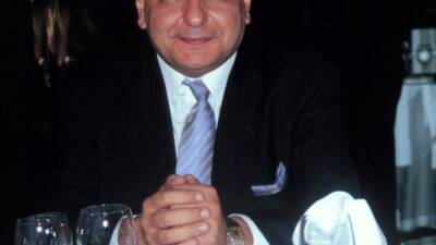 Ünlü sunucu Reha Muhtar, Bodrum'da tedavi gördüğü hastanede hayatını kaybetti