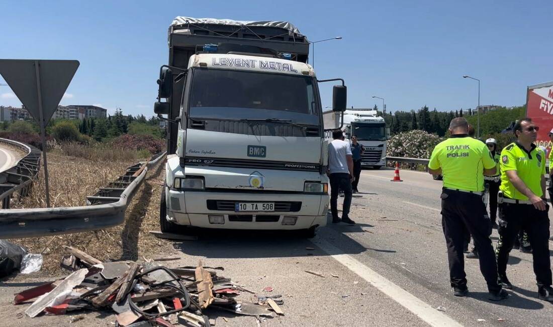 Bursa'da İzmir-İstanbul Otoyolu Mudanya-Geçit Kavşağı'nda