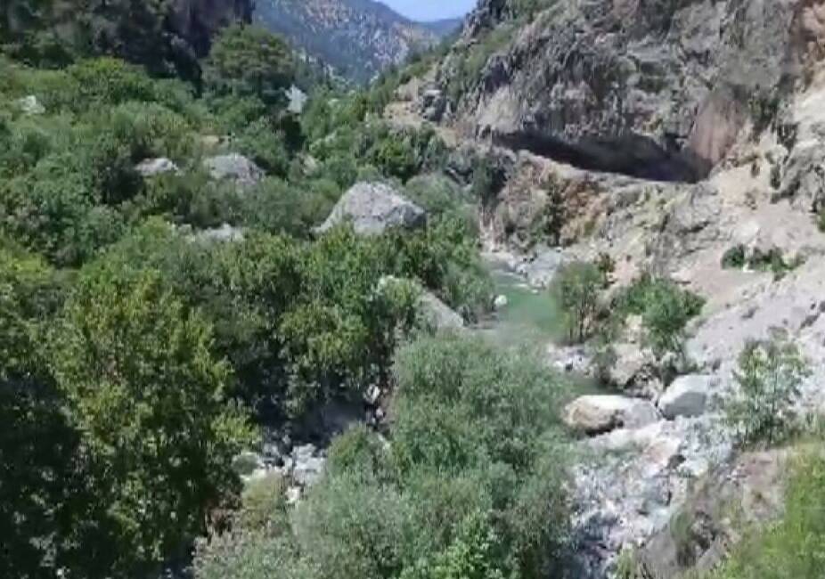 Kahramanmaraş'ın Onikişubat ilçesinde serinlemek amacıyla