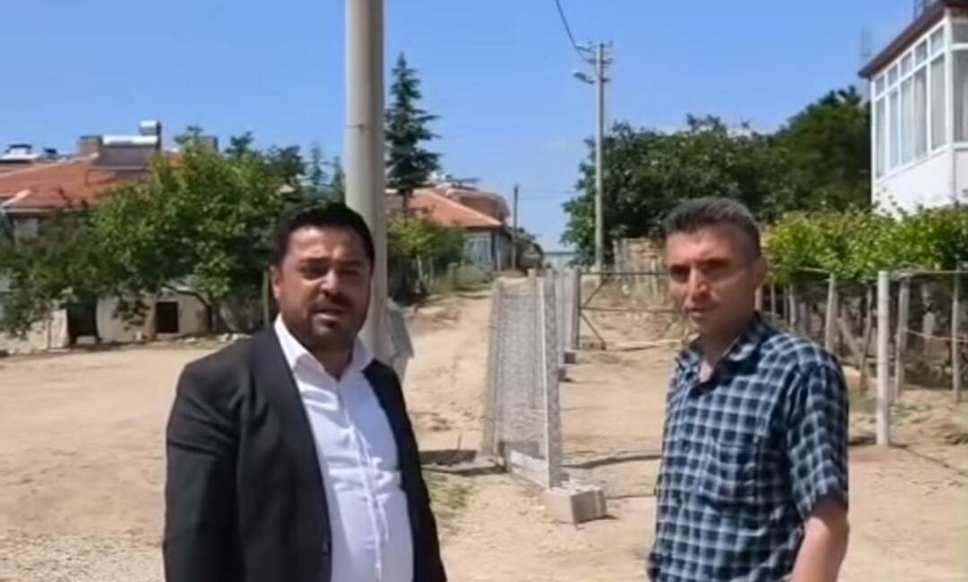 Ağaçören’de yürütülen yol düzenleme çalışmalarına katkı sağlamak amacıyla kendi arsasından