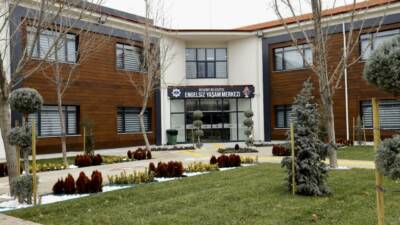 Aksaray Belediyesi Engelsiz Yaşam Merkezi tarafından özel bireylerin gelişimine katkı