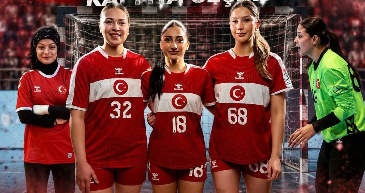Aksaray Belediyespor Hentbol Takımı'nın milli sporcuları, Kurban Bayramı'nı ailelerinden uzakta