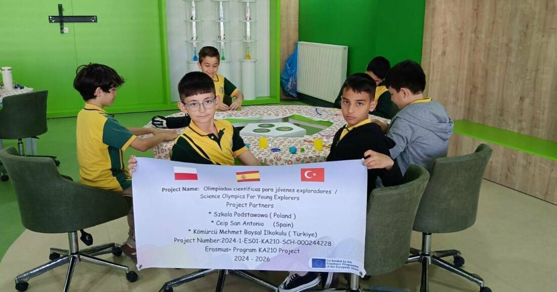 Genç Kaşifler İspanya’dan döndü: Aksaraylı öğrenciler bilim ve kültür köprüsü kurdu Kömürcü Mehmet Baysal İlkokulu’nun ortağı olduğu Erasmus+ “Genç Kaşifler İçin