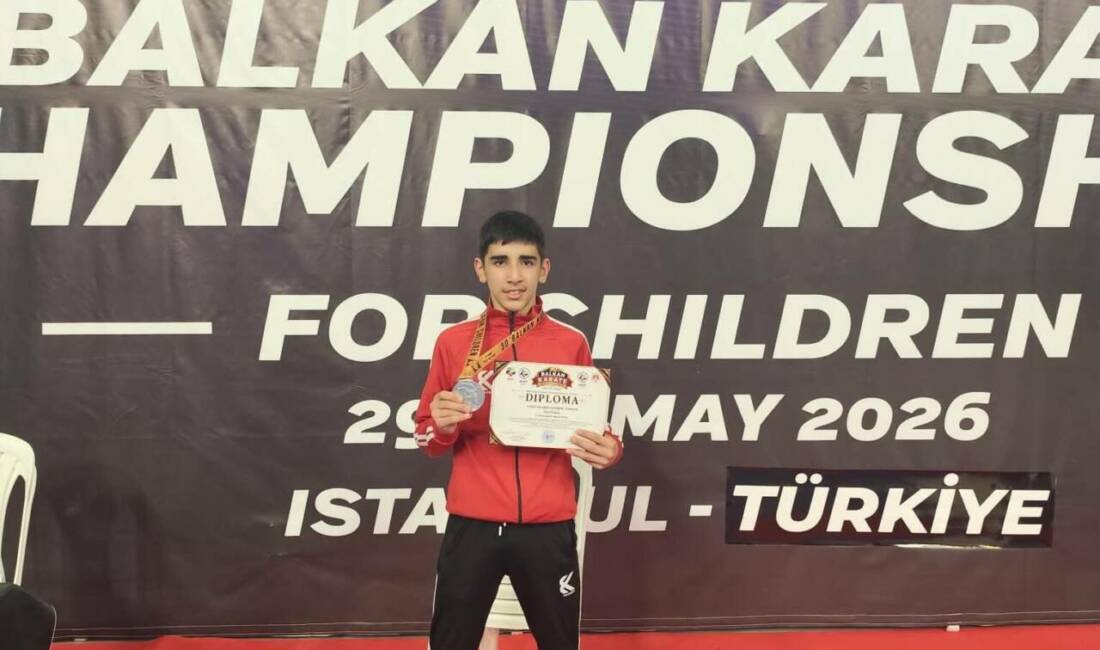 İstanbul’da 13 ülkenin katılımıyla düzenlenen Balkan Karate Şampiyonası’nda mücadele eden