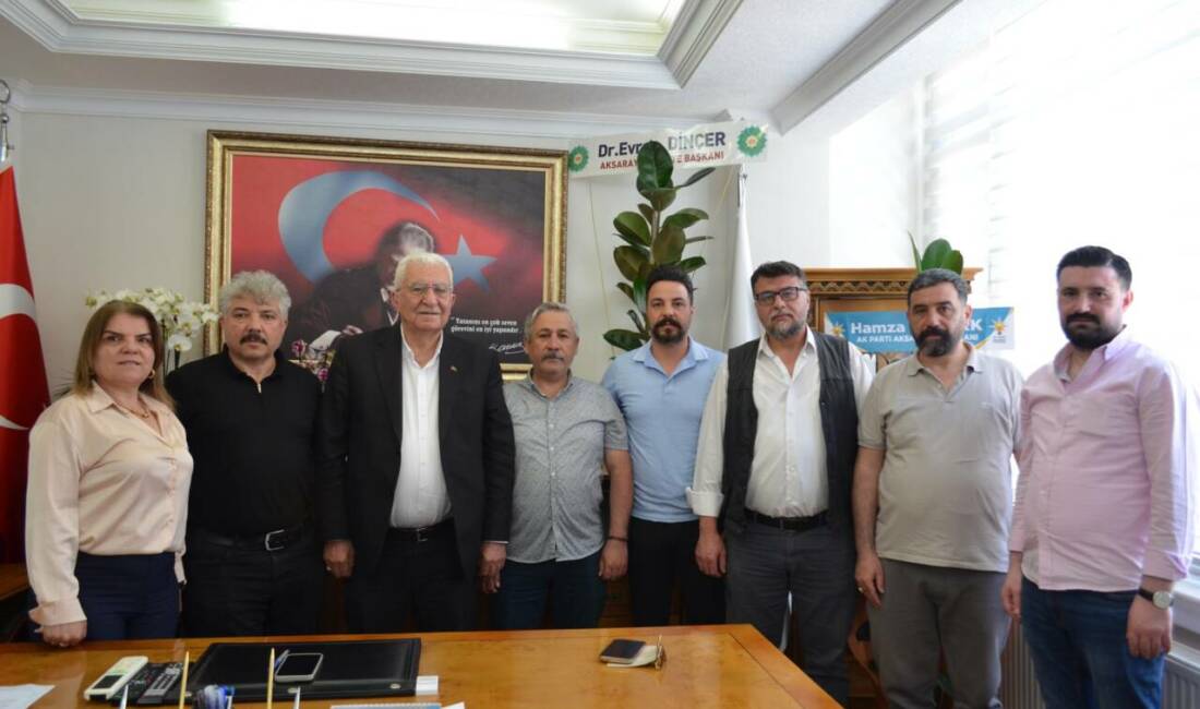 Aksaray Berberler ve Kuaförler Odası heyeti, Birlik Başkanlığına seçilen Veysel