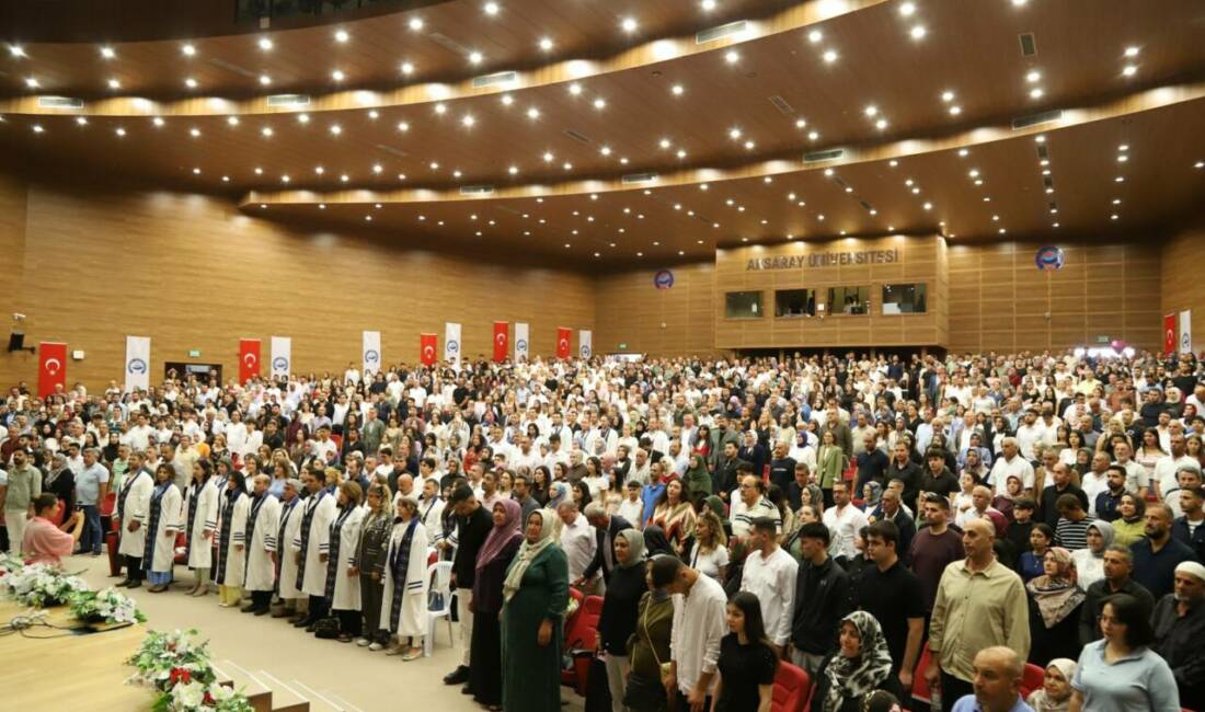 Aksaray Üniversitesi (ASÜ) Eğitim Fakültesinde mezuniyet coşkusu yaşandı. ASÜ Konferans