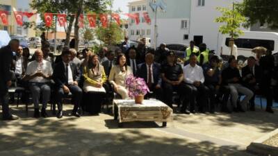 Gülağaç’ta Hayat Boyu Haftası kapsamında düzenlenen sergide kursiyerlerin el emeği