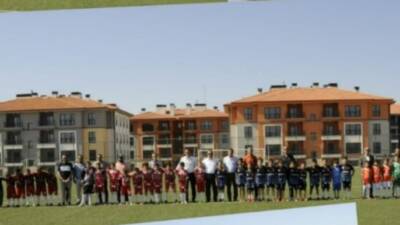 Gülağaç’ta ilkokulların katılımıyla düzenlenen futbol turnuvası başladı, minik sporcular sahada