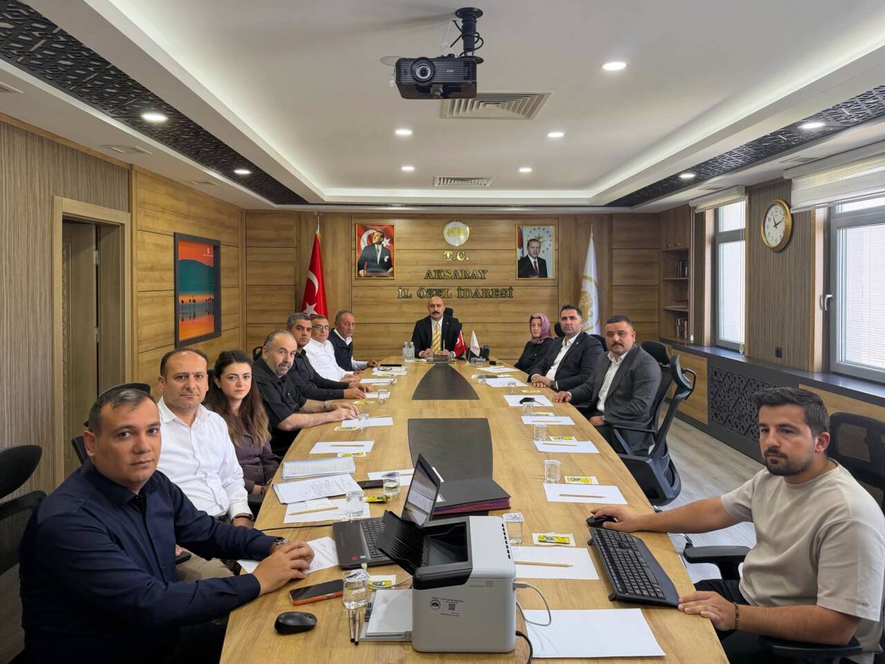 Aksaray İl Özel İdaresi’nde gerçekleştirilen İl Encümen Toplantısında gündemdeki konular