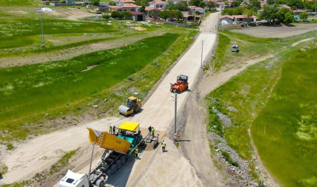 6,2 kilometrelik yolda çalışmalar başladı: Köylerin ulaşımı güçleniyor Aksaray İl Özel İdaresi, 2026 yılı yol yapım programı kapsamında