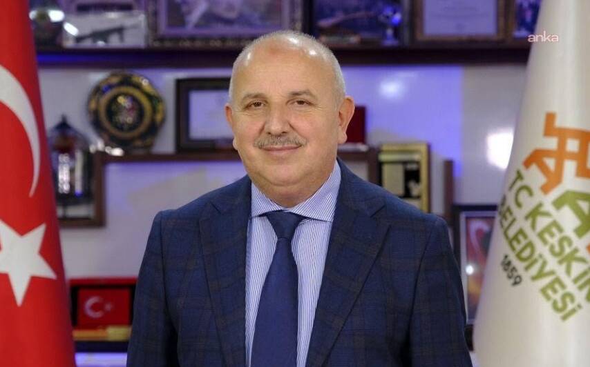 Keskin Belediye Başkanı görevden uzaklaştırıldı! İçişleri Bakanlığı, Kırıkkale Keskin Belediye Başkanı Ekmel Cönger'in görevden uzaklaştırıldığını